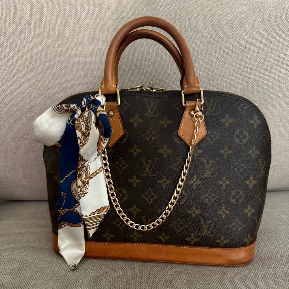 Louis Vuitton Monogram Canvas Alma PM